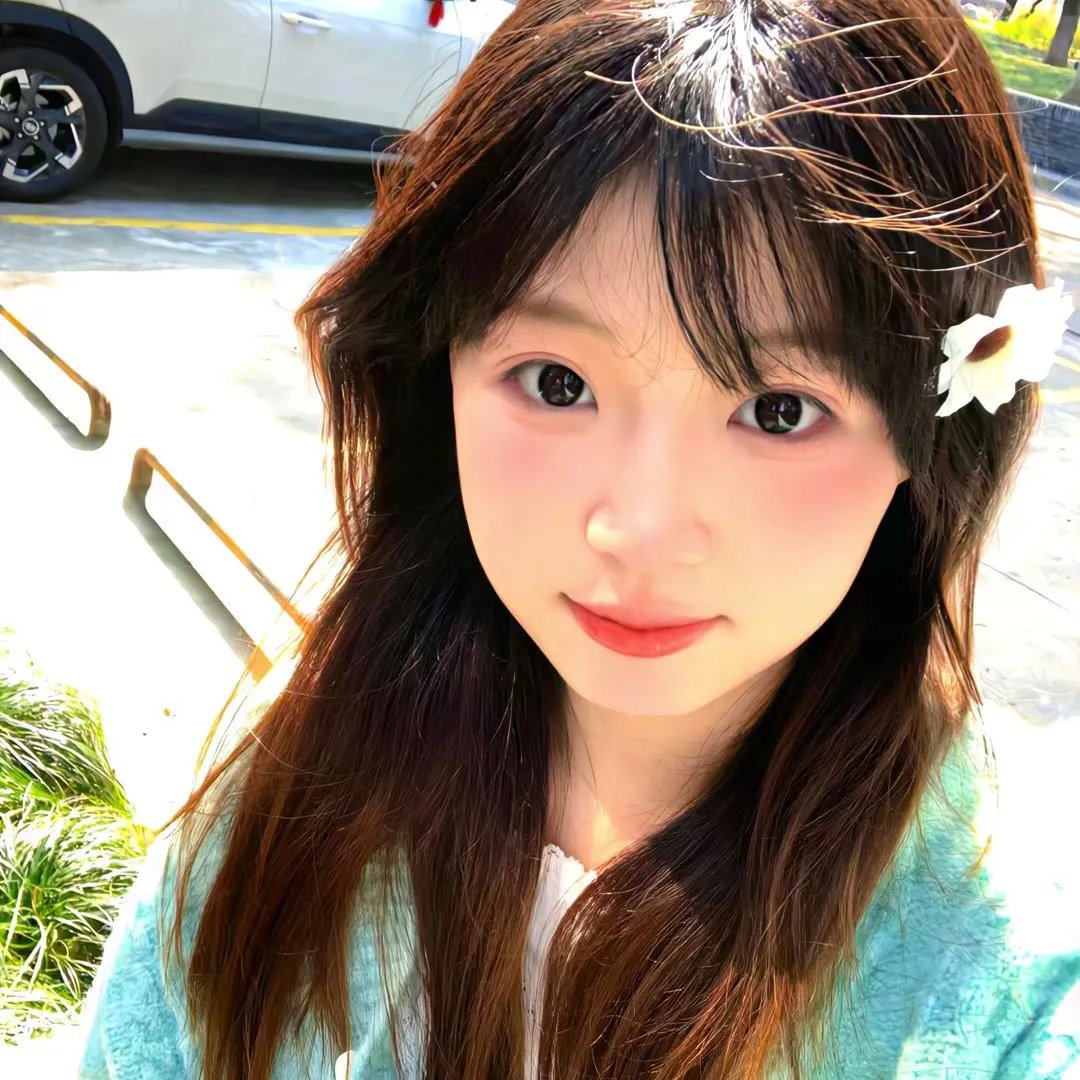 小孩好黑